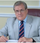 На фото Мищеряков Юрий Николаевич